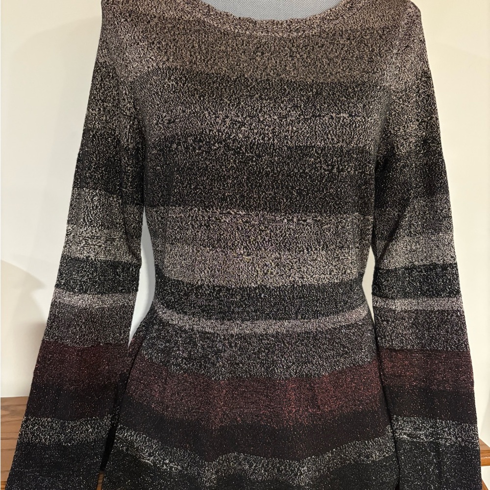 White House Black Market women’s Striped Long Sleeve metallic Sweater size Med